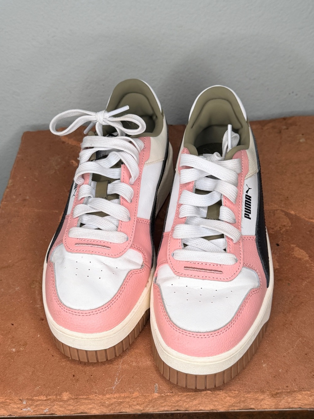 Puma Carina Street Sneakers nwot - Picture 2 of 7